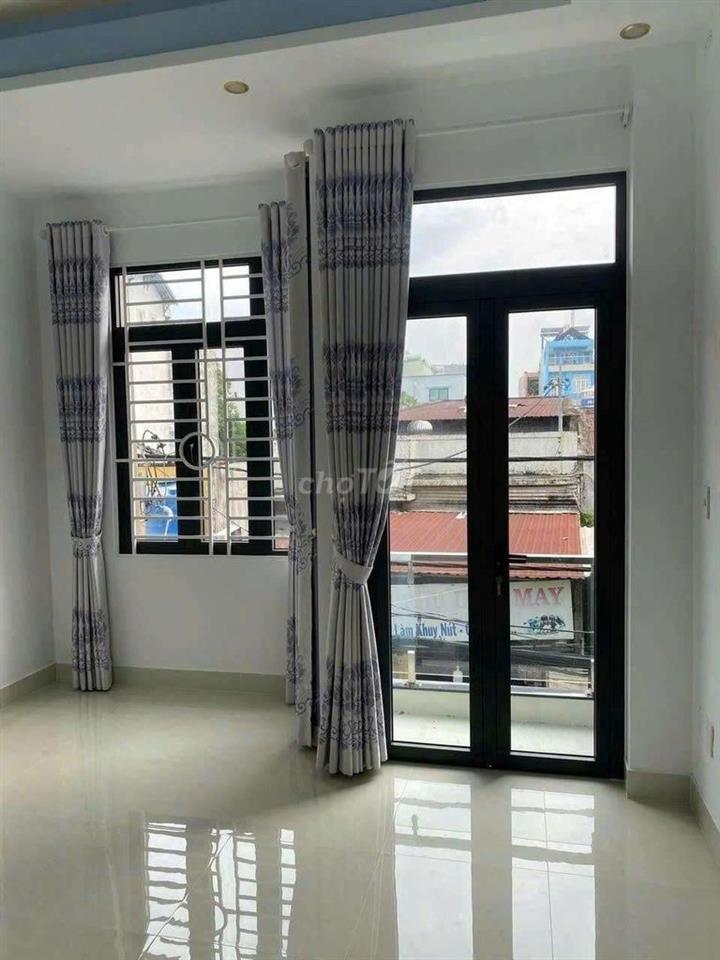 CHO THUÊ NHÀ GIÁ RẺ 4PN 4WC 16TR CHỢ GV 