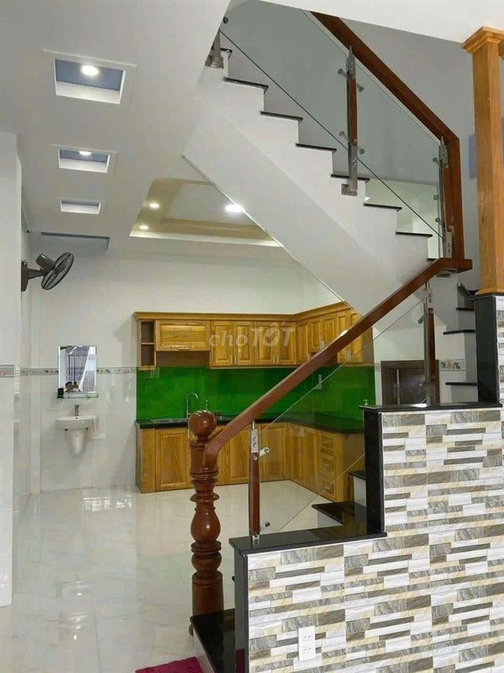 CHO THUÊ NHÀ GIÁ RẺ 4PN 4WC 16TR CHỢ GV 