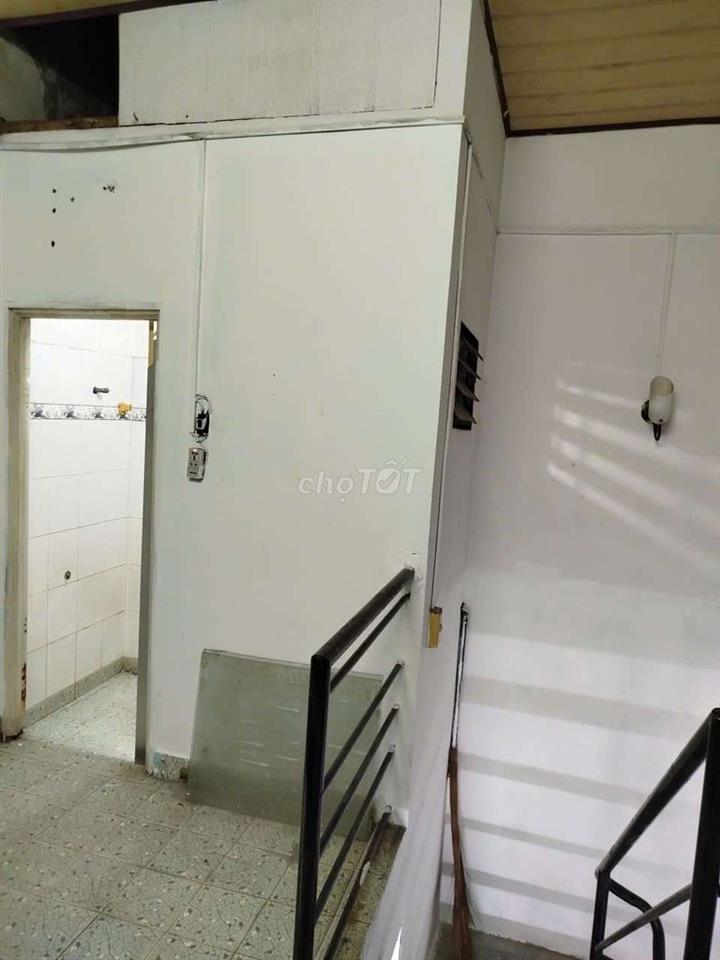 CHO THUÊ NHA ĐEP GIÁ RẺ 7TR 2PN