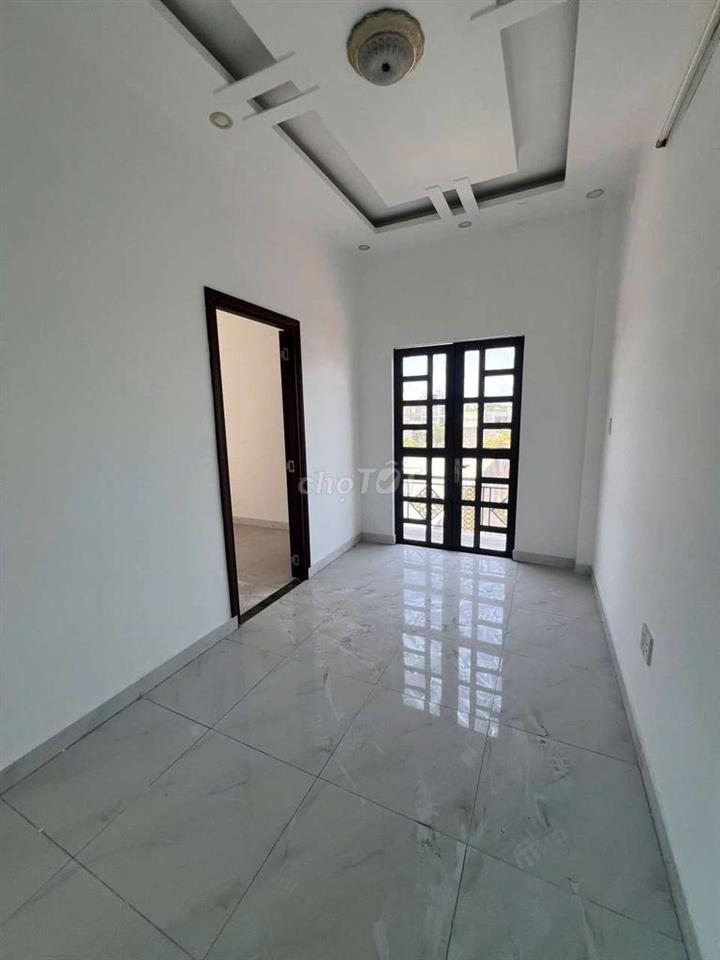 CHO THUÊ NHÀ ĐẸP MT GIÁ RẺ 4PN 12TR