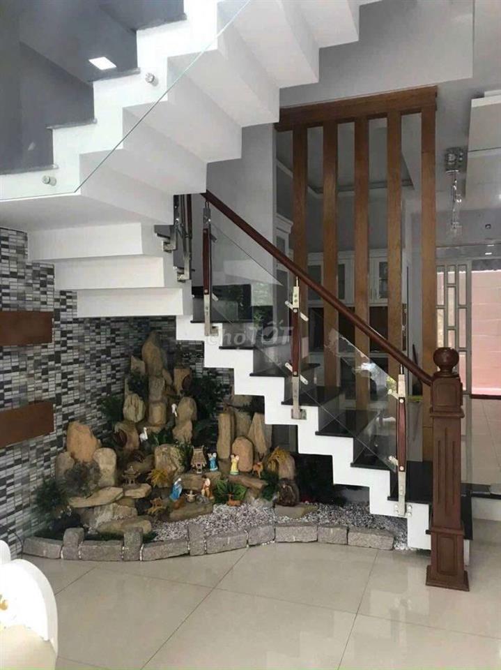 CHO THUÊ NHÀ ĐẸP GIÁ RẺ 5PN 4WC FUN NỘI THẤT 