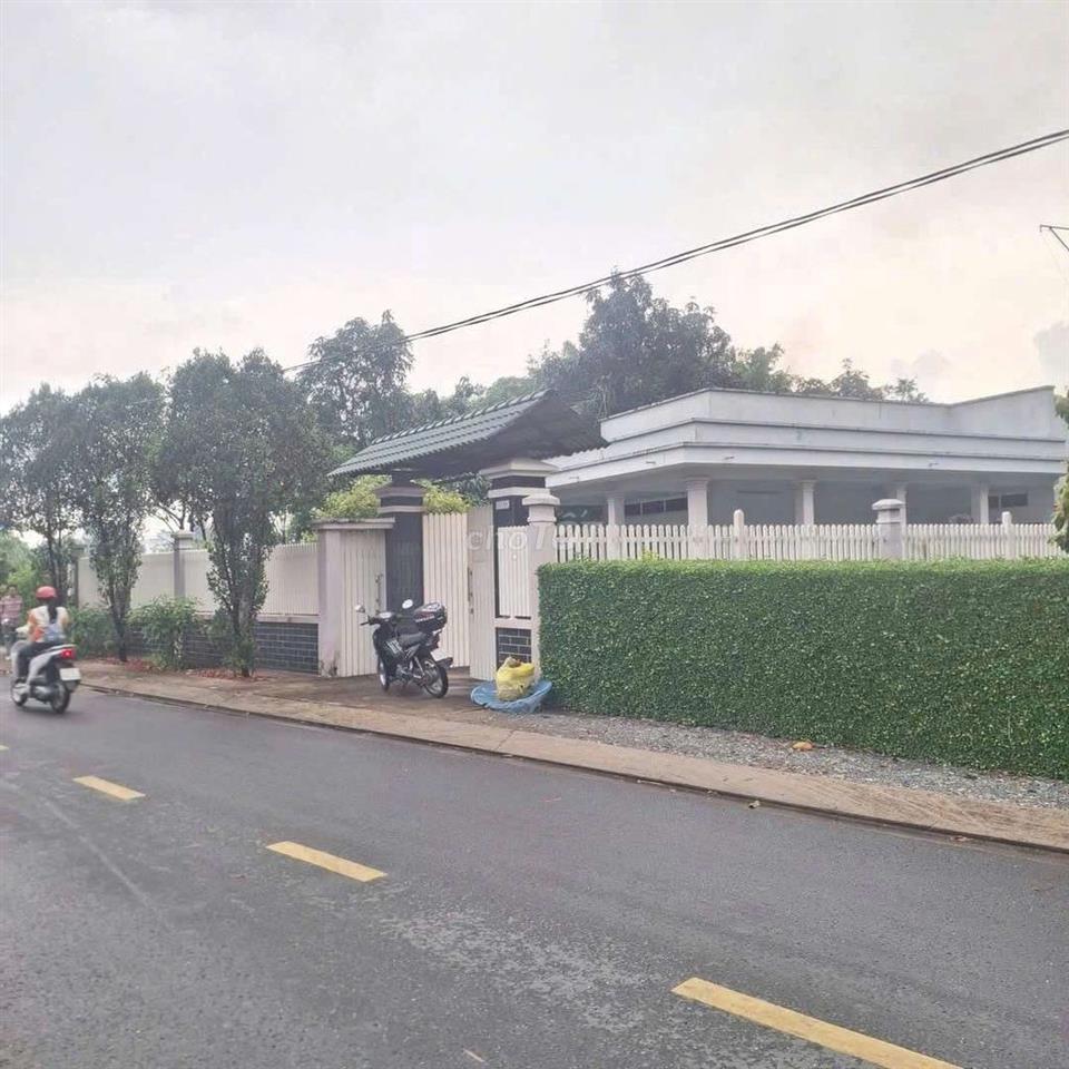 CHO THUÊ NHÀ DT 500M MẶT TIỀN 13TRIEU 