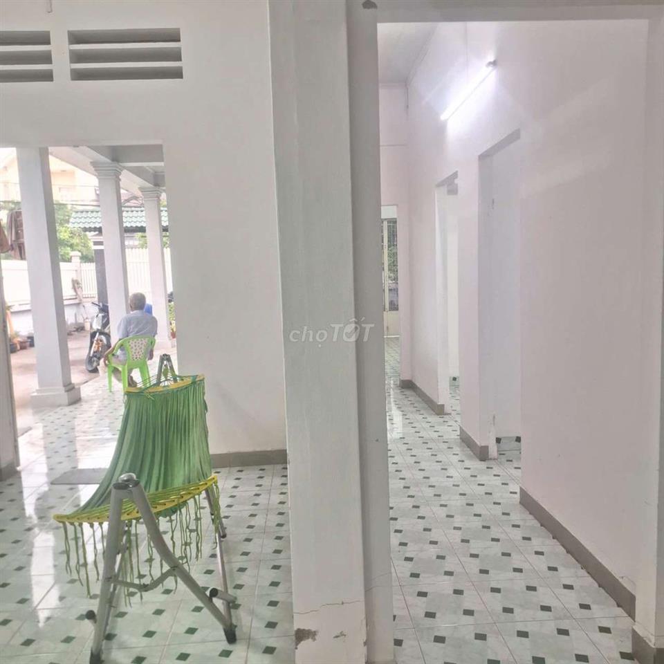 CHO THUÊ NHÀ DT 500M MẶT TIỀN 13TRIEU 