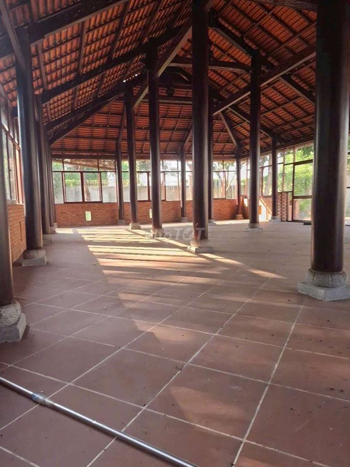 CHO THUÊ BIÊT THỰ 1200M² GIÁ 10TRIUE 