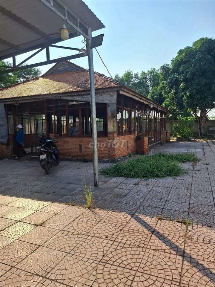 CHO THUÊ BIÊT THỰ 1200M² GIÁ 10TRIUE 