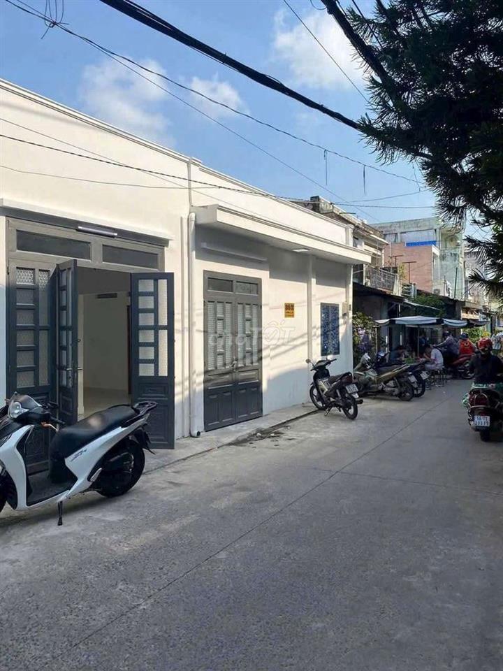 CHO THUÊ NHÀ MẶT TIỀN GIÁ RẺ 