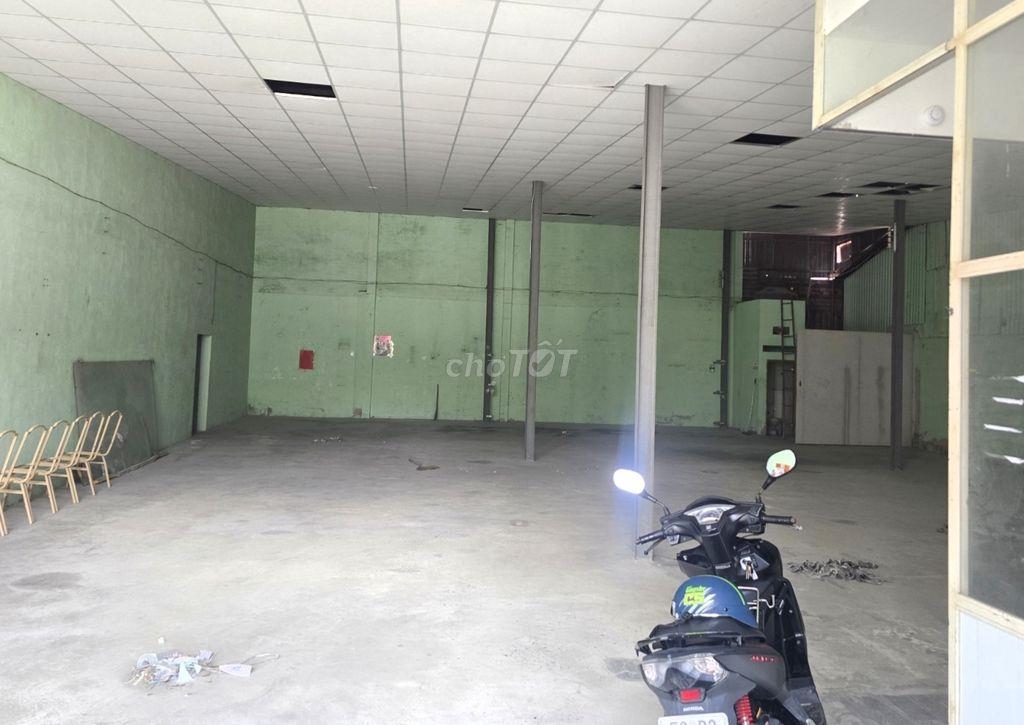 KHO,XƯỞNG 300M² GIÁ 25TR//T, Đ PHẠM ĐĂNG GIẢNG 
