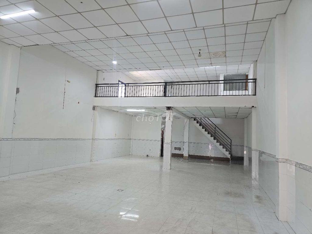 CHO THUÊ KHO,XƯỞNG 200M² GIÁ 16TR/T, NGAY EON TÂN PHÚ