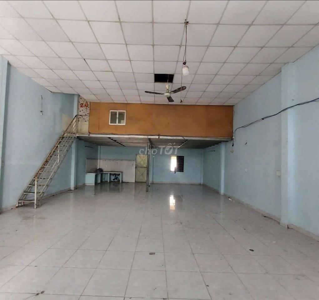 CHO THUÊ KHO,XƯỞNG 8X17M GIÁ 12TR/T, KẾ EON TÂN PHÚ
