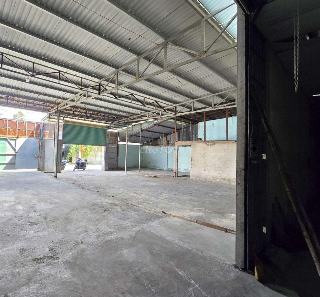 CHO THUÊ GẤP KHO,XƯỞNG 450M² GIÁ CHỈ 28TR/T,Đ TẢI LỚN NGAY HƯƠNG LỘ3