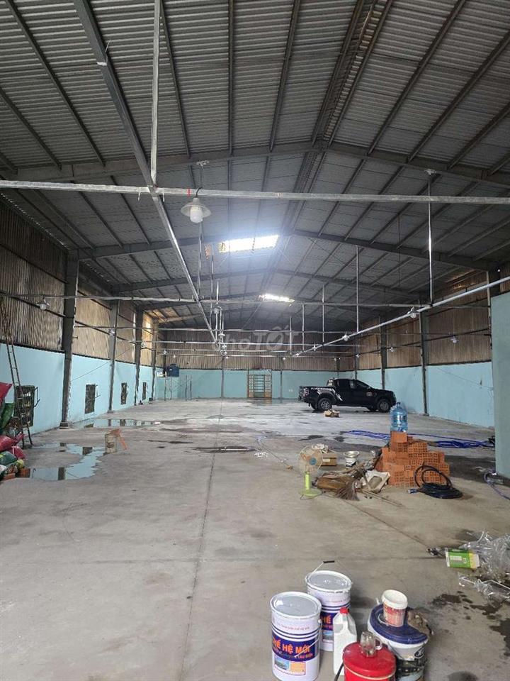 CHO THUÊ KHO,XƯỞNG 650M² GIÁ 55TR/T, KÊ KCN TÂN BÌNH