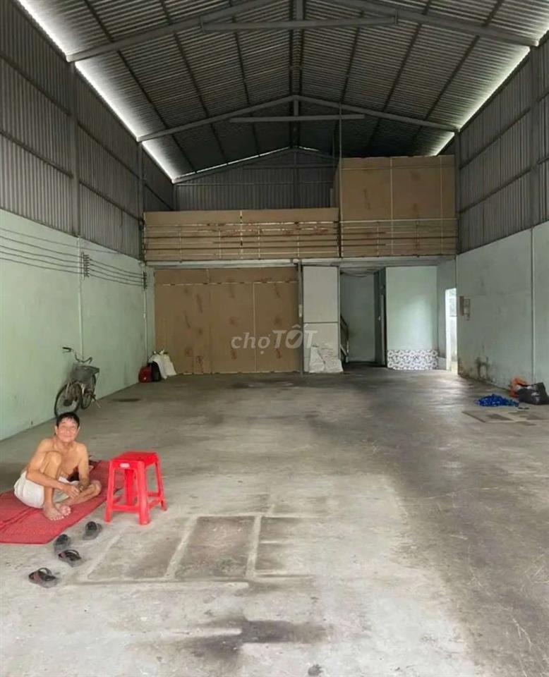 CHO THUÊ KHO,XƯỞNG SX 200M² GIÁ 16TR/T, Đ LÊ TRỌNG TẤN 
