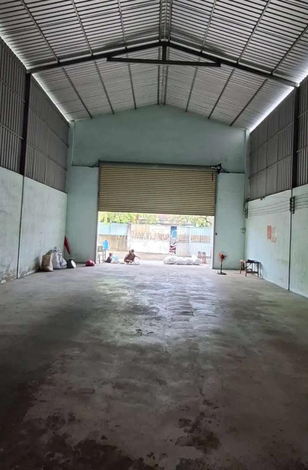 CHO THUÊ KHO,XƯỞNG SX 200M² GIÁ 16TR/T, Đ LÊ TRỌNG TẤN 