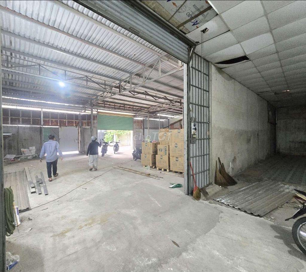 CHO THUÊ KHO,XƯỞNG 450M² GIÁ 28TR/T, GẦN EON TÂN PHÚ
