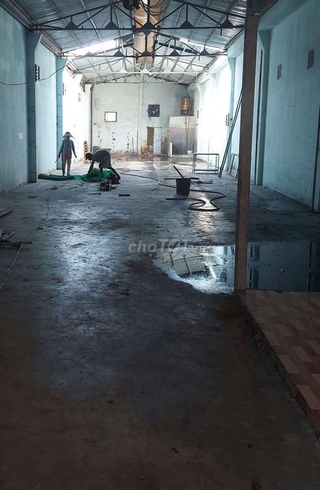 CHO THUÊ KHO,XƯỞNG 300M² GIÁ 26TR/T, Đ LÊ TRỌNG TẤN 