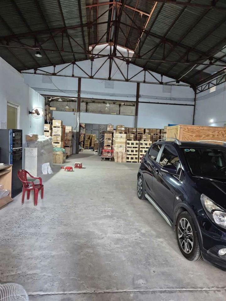 CHO THUÊ KHO,XƯỞNG 550M² Y HÌNH, Đ XE CÔNG 40F TÂN KỲ TÂN QUÝ