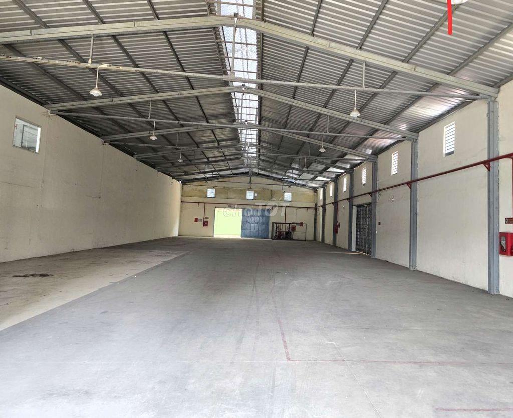 KHO,XƯỞNG SX 1200M² PCCC, Đ XE CÔNG 30F NGAY KCN TÂN BÌNH 