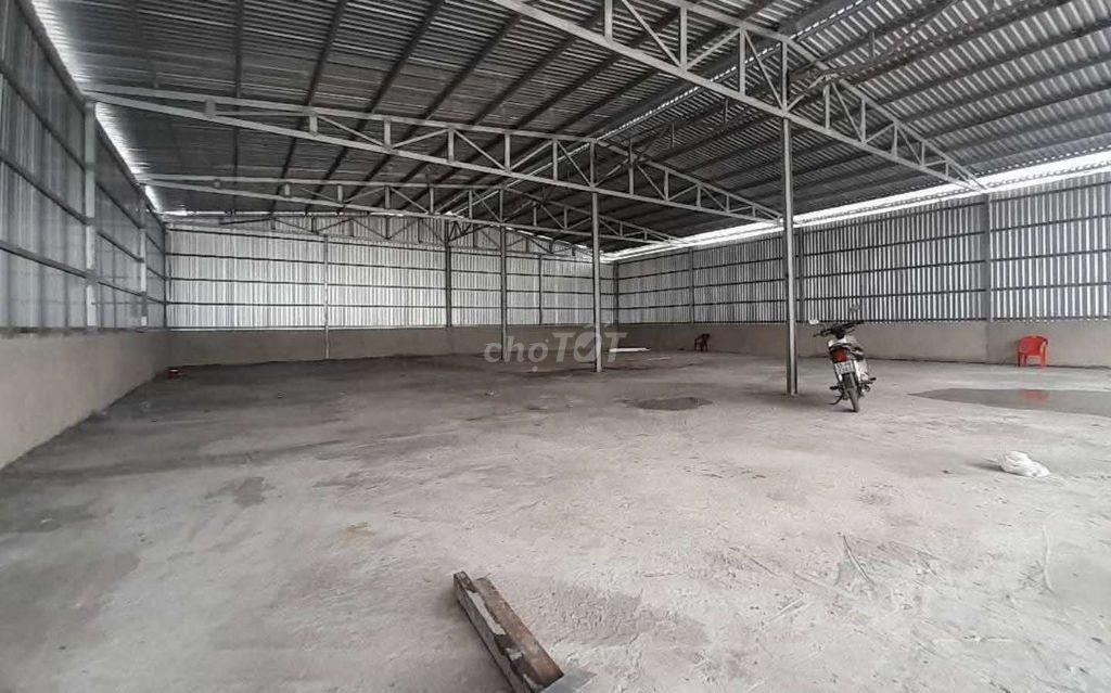 CHO THUÊ KHO,XƯỞNG 600M² GIÁ 32TR/T, Đ XE CÔNG 40F KCN TÂN BÌNH 