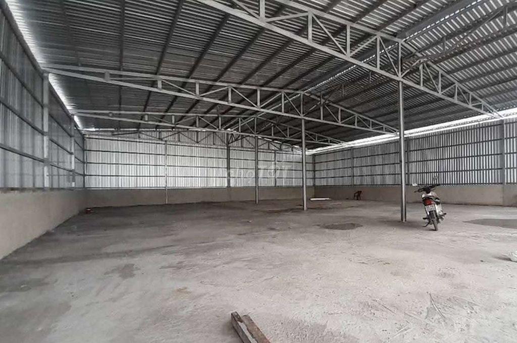 KHO,XƯỞNG 600M² GIÁ 32TR/T, Đ XE CÔNG KCN TÂN BÌNH 