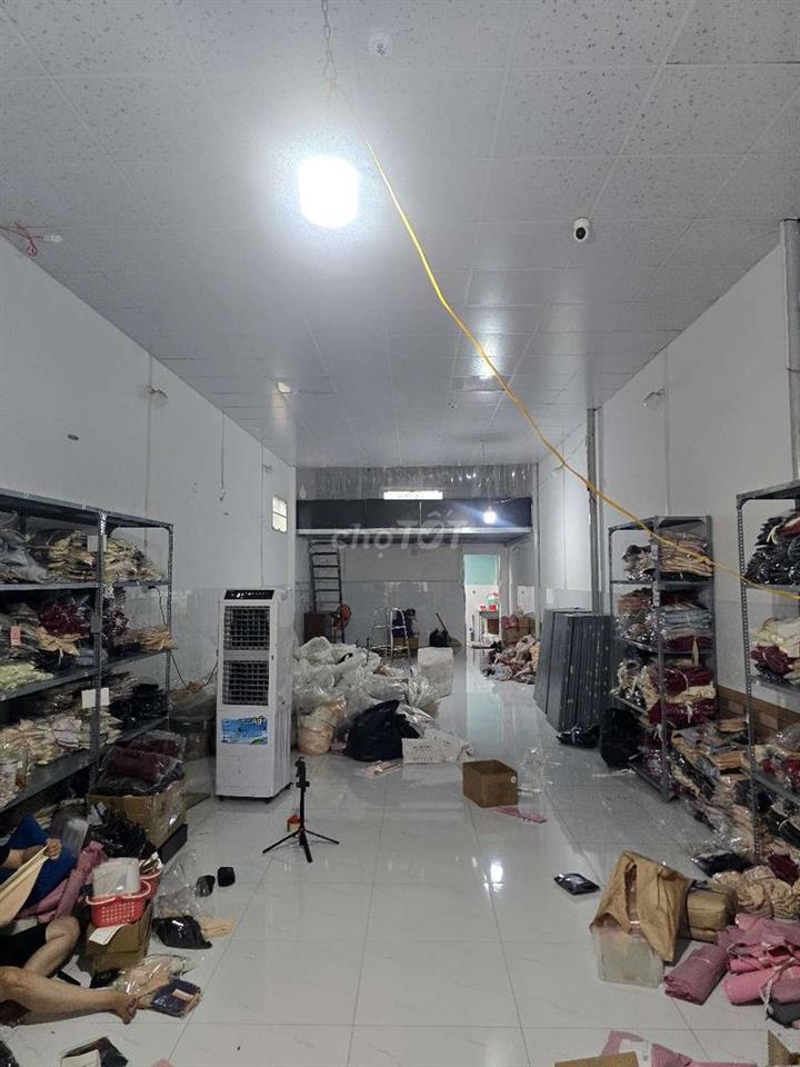CHO THUÊ NHÀ 4,5X30M ĐẸP Y NHƯ HÌNH, HẺM LÊ TRỌNG TẤN 