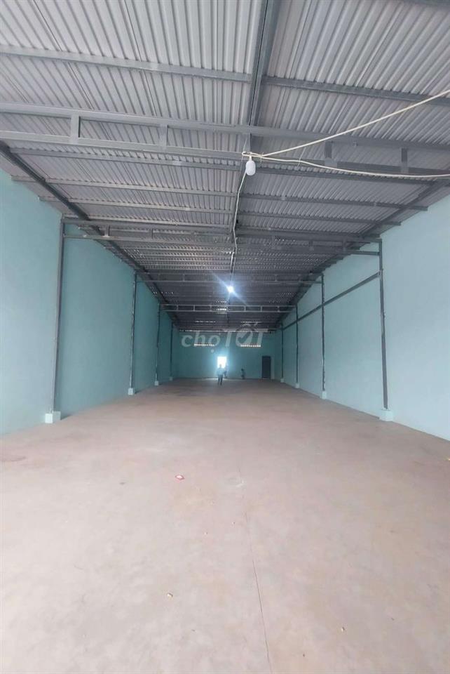 CHO THUÊ KHO,XƯỞNG 7X40M (280M²) GIÁ CHỈ 19TR/T, Đ XE CÔNG 40F 