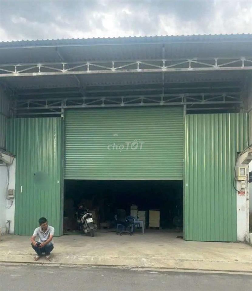 CHO THUÊ KHO,XƯỞNG 8X25M GIÁ 16TR/T, Đ LÊ TRỌNG TẤN 