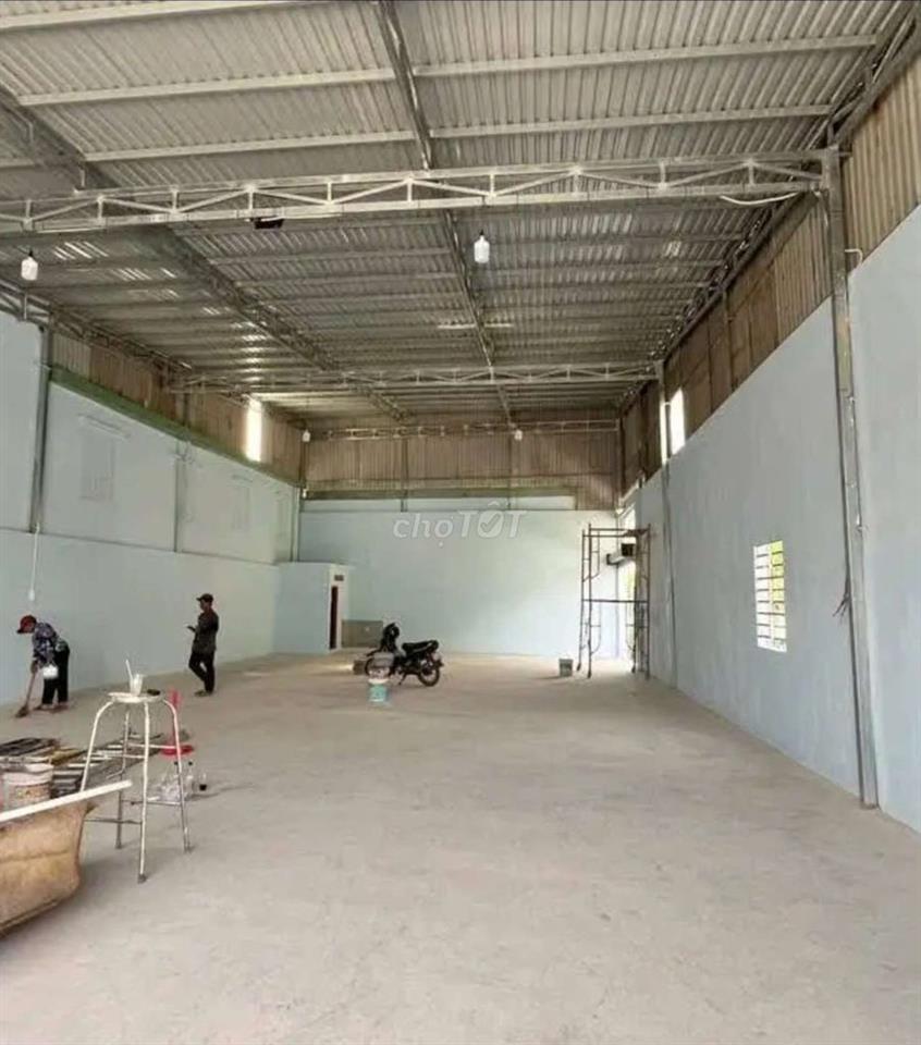 CHO THUÊ KHO,XƯỞNG 8X25M GIÁ 16TR/T, Đ LÊ TRỌNG TẤN 