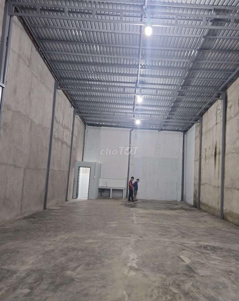 CHO THUÊ KHO,XƯỞNG SX 8X25M GIÁ 13TR/T, KẾ KCN TÂN BÌNH 
