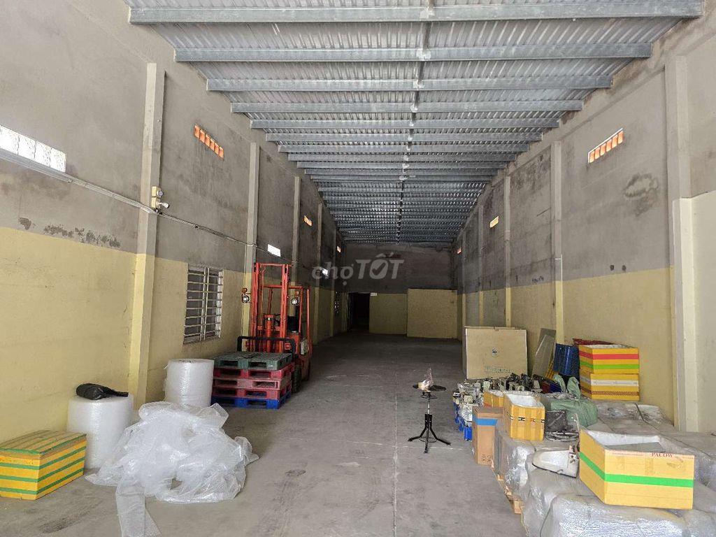 CHO THUÊ KHO,XƯỞNG 210M² GIÁ 17TR/T, Đ XE CÔNG 40F NGAY CẦU THAM LƯƠNG