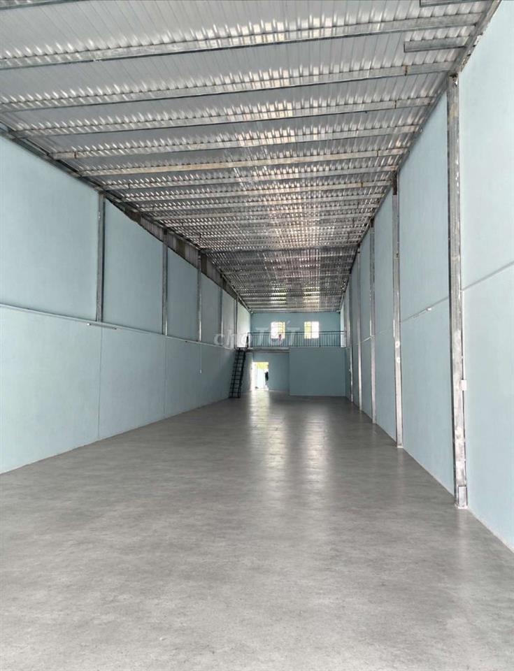 CHO THUÊ KHO,XƯỞNG 300M² GIÁ 18TR/T, Đ XE CÔNG 40F LÊ TRỌNG TẤN 