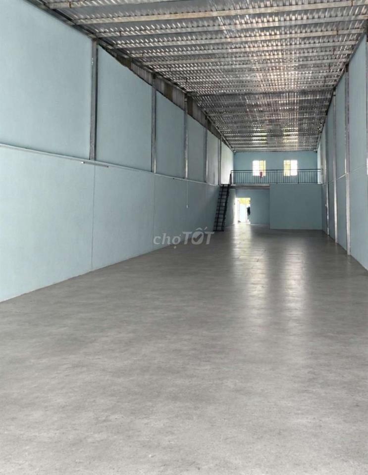 CHO THUÊ KHO,XƯỞNG SX 300M² GIÁ 20TR/T, Đ XE CÔNG 40F HƯƠNG LỘ3