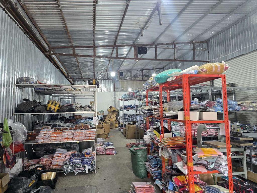CHO THUÊ KHO,XƯỞNG 8X25M GIÁ 16TR/T, NGAY CHUNG CƯ SƠN KỲ