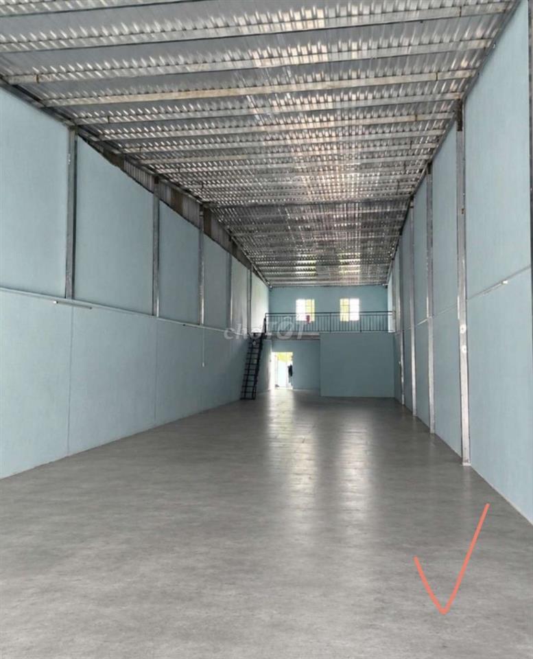 KHO,XƯỞNG GIÁ RẺ 300M² GIÁ 20TR/T, Đ CÔNG 40F LÊ TRỌNG TẤN 