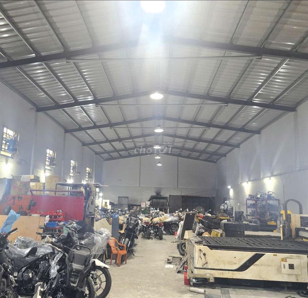 CHO THUÊ KHO,XƯỞNG 500M² GIÁ 40TR/T, Đ XE CÔNG 40F NGAY EON TÂN PHÚ
