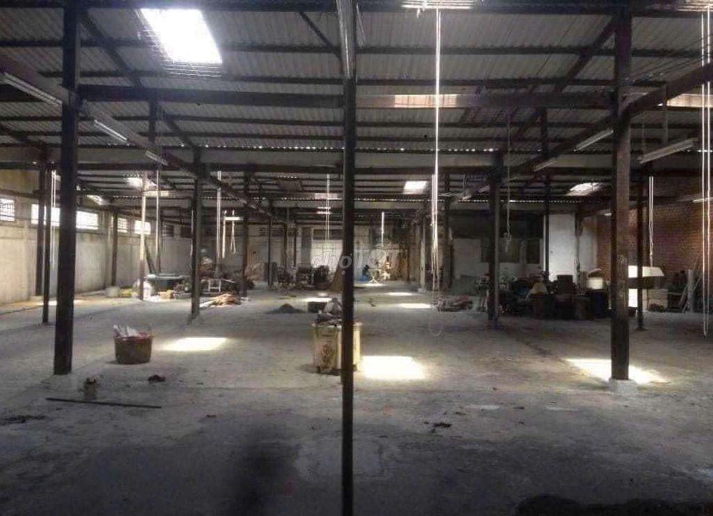 CHO THUÊ KHO,XƯỞNG 800M² Y HÌNH, GIÁ 35TR/T, NGAY EON TÂN PHÚ
