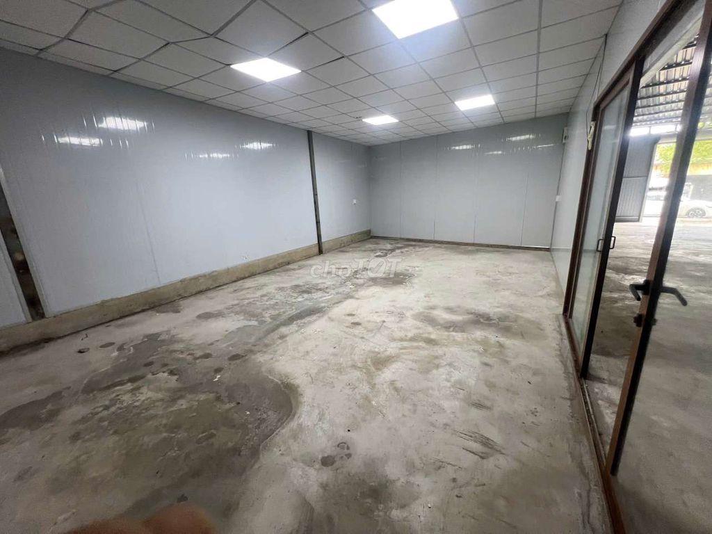 CHO THUÊ KHO,XƯỞNG 280M2 GIÁ 25TR/T, Đ XE CÔNG 40F NGAY TRƯỜNG CHINH