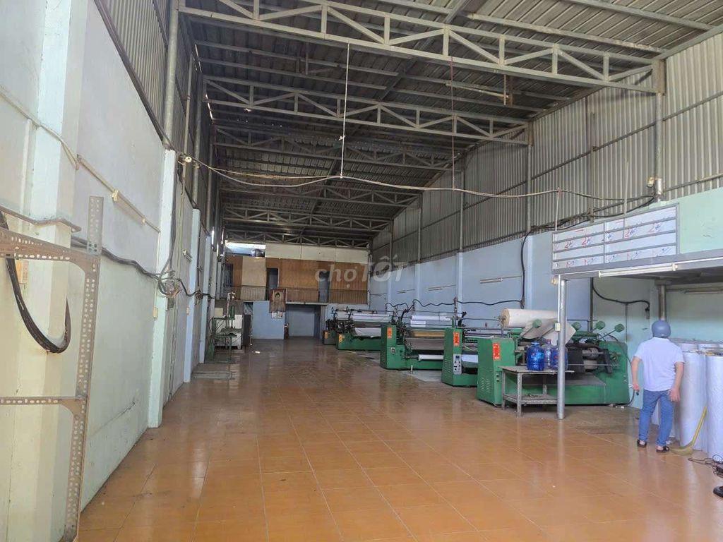 CHO THUÊ KHO,XƯỞNG 300M² GIÁ 25TR/T, ĐƯỜNG LÊ TRỌNG TẤN 