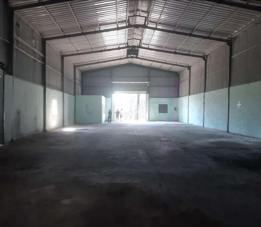 CHO THUÊ KHO,XƯỞNG 500M² GIÁ 40TR/T, Đ XE CÔNG 40F DƯƠNG THỊ GIANG
