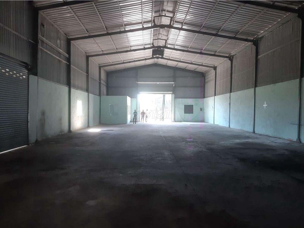 CHO THUÊ KHO,XƯỞNG 500M² GIÁ 40TR/T, Đ XE CÔNG 40F DƯƠNG THỊ GIANG