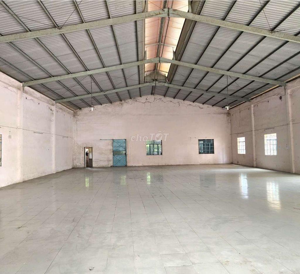CHO THUÊ KHO,XƯỞNG 550M² GIÁ 45TR/T, Đ LÊ TRỌNG TẤN 