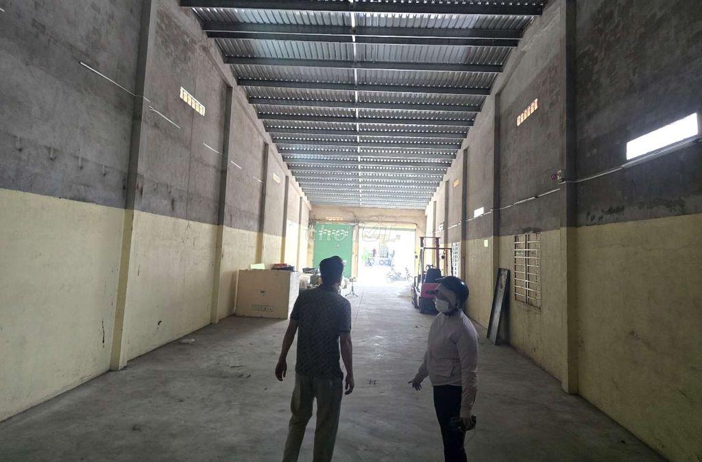 CHO THUÊ KHO,XƯỞNG 8X28M GIÁ 18TR/T, Đ PHẠM ĐĂNG GIẢNG 