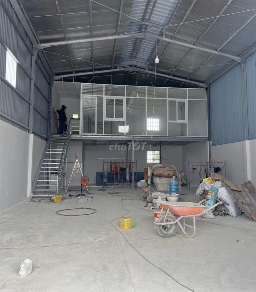 CHO THUÊ KHO,XƯỞNG 280M² GIÁ 24TR//T, Đ TÂY THẠNH 