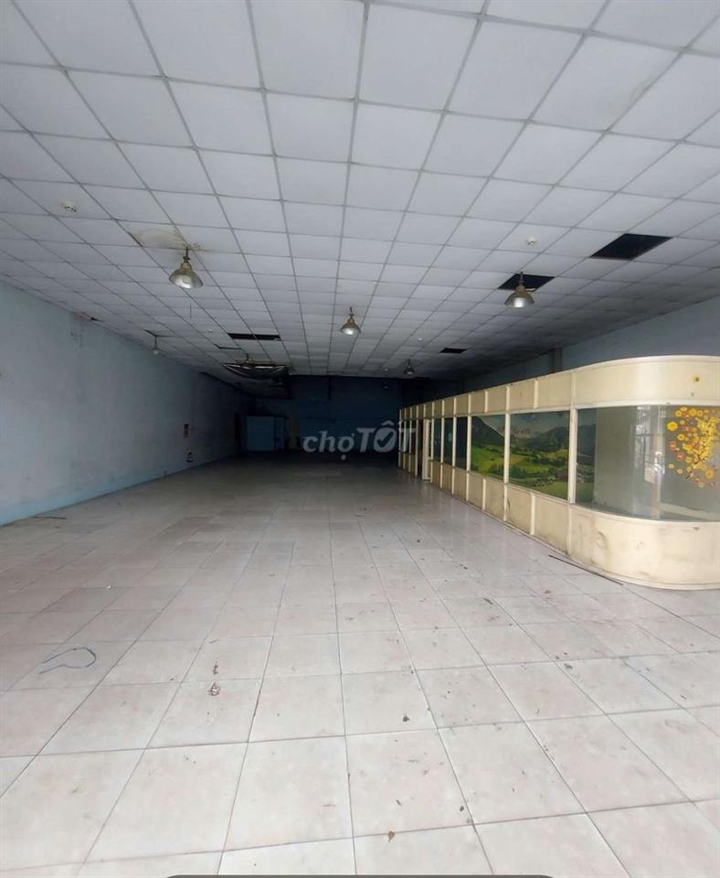 CHO THUÊ KHO,XƯỞNG 10X35M, Đ XE LỚN KCN TÂN BÌNH 