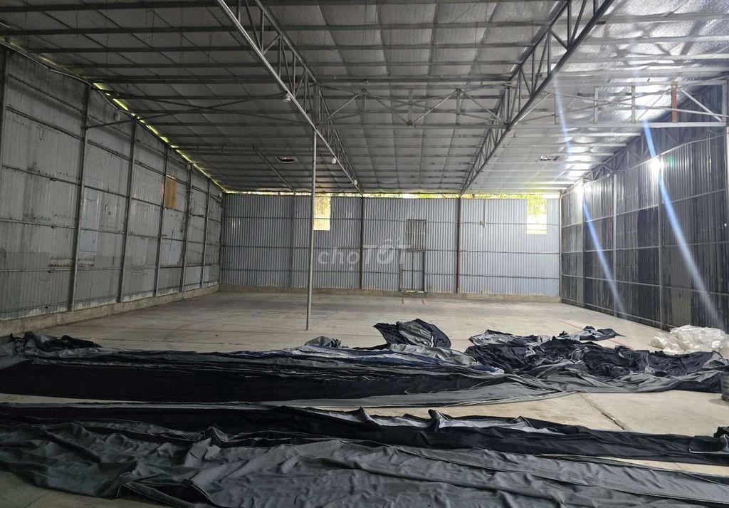KHO,XƯỞNG 230M² HOẶC 450M², Đ XE CÔNG VÀO 24/24 KCN TÂN BÌNH 