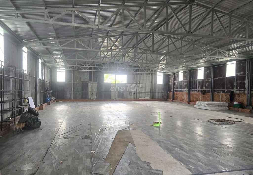 CHO THUÊ KHO,XƯỞNG SẢN XUẤT 400M² GIÁ 30TR//T, Đ LÊ TRỌNG TẤN 