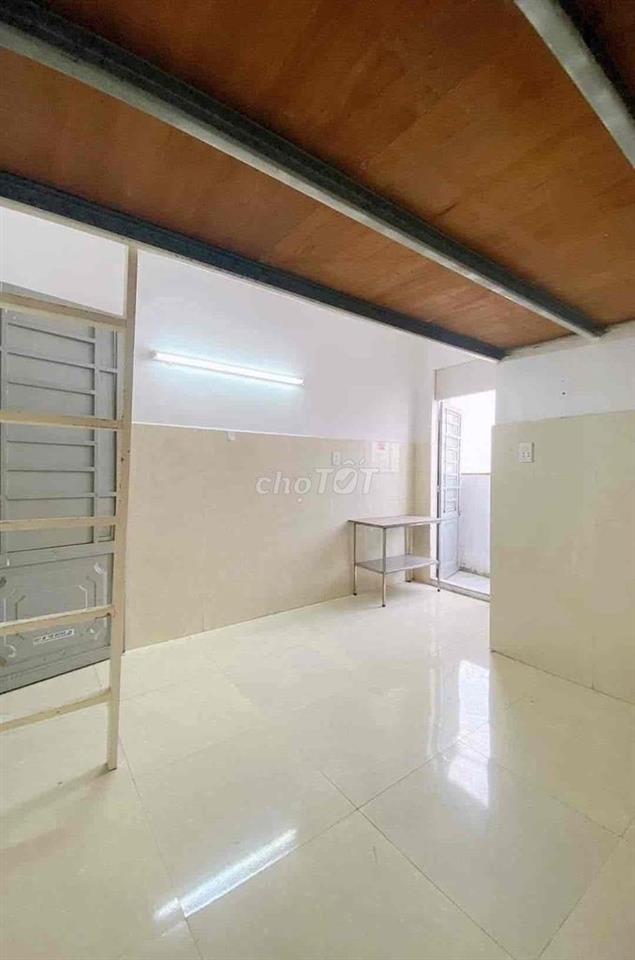 Phòng giá rẻ gần ĐH Huit- VHU- Aeon TP- KCN TB - CĐ YDSG