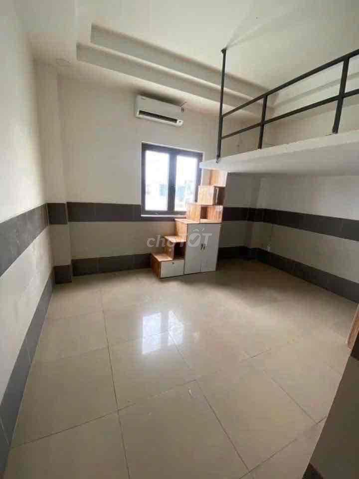 PHÒNG MỚI ĐÓN SV 2K8 HUIT- VHU- HUFLIT