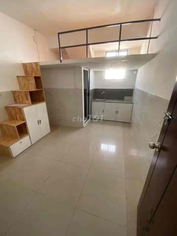 PHÒNG MỚI ĐÓN SV 2K8 HUIT- VHU- HUFLIT