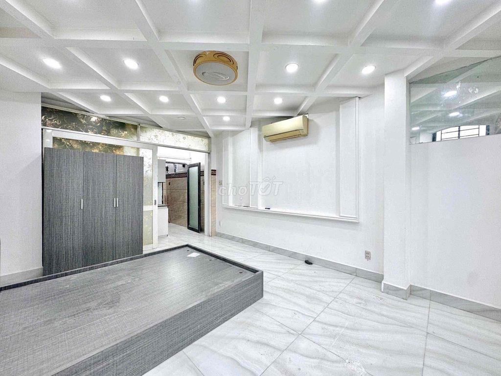 KHAI TRƯƠNG PHÒNG MỚI ĐÓN SV 2K8