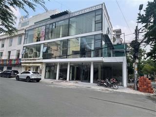 góc 2 mặt tiền nguyễn gia trí , nhà mới đẹp